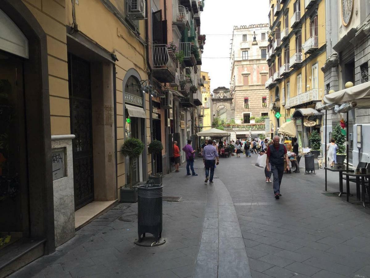 Appartamentino 116 Via Chiaia Napoli Ngoại thất bức ảnh
