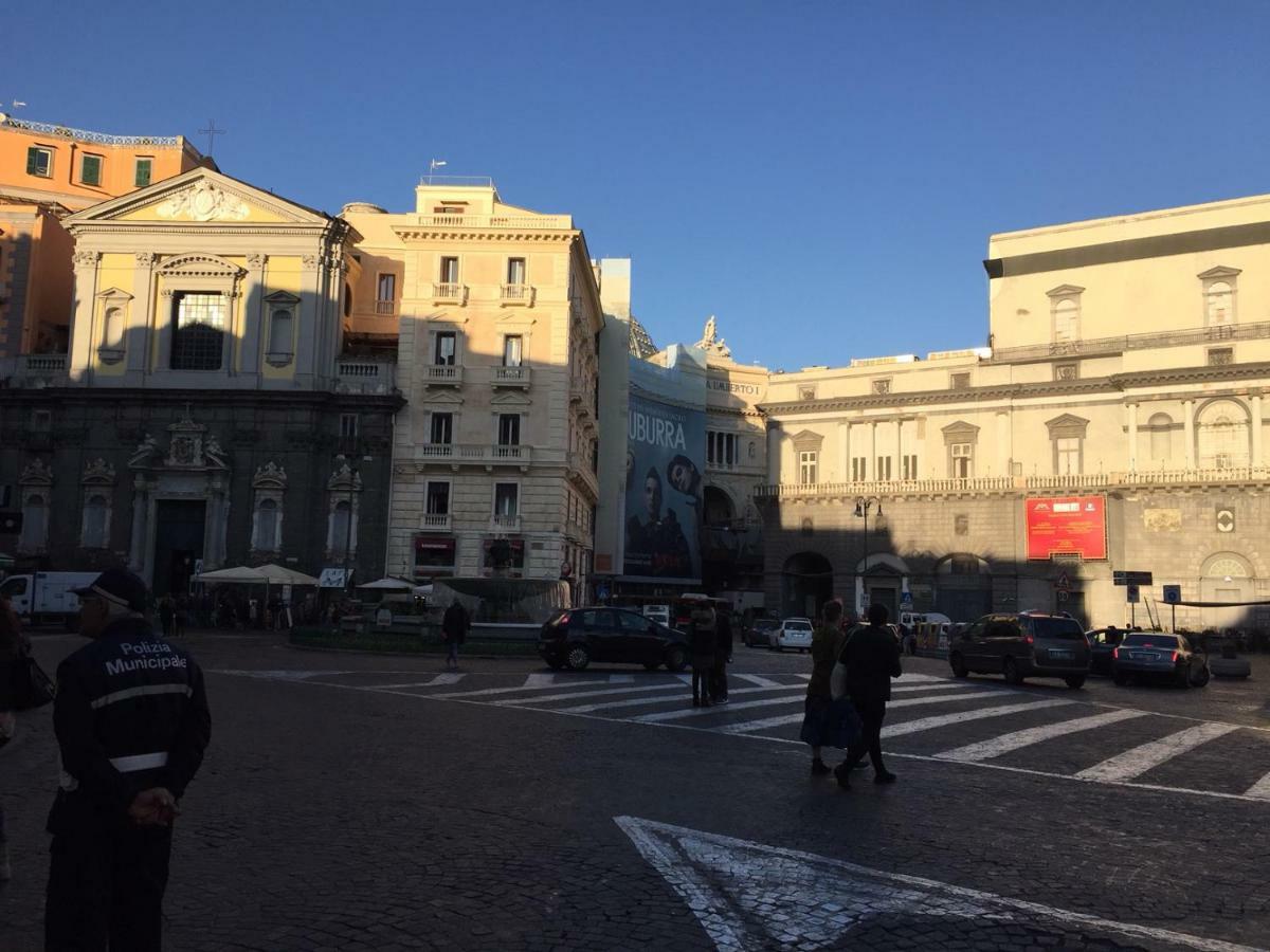 Appartamentino 116 Via Chiaia Napoli Ngoại thất bức ảnh